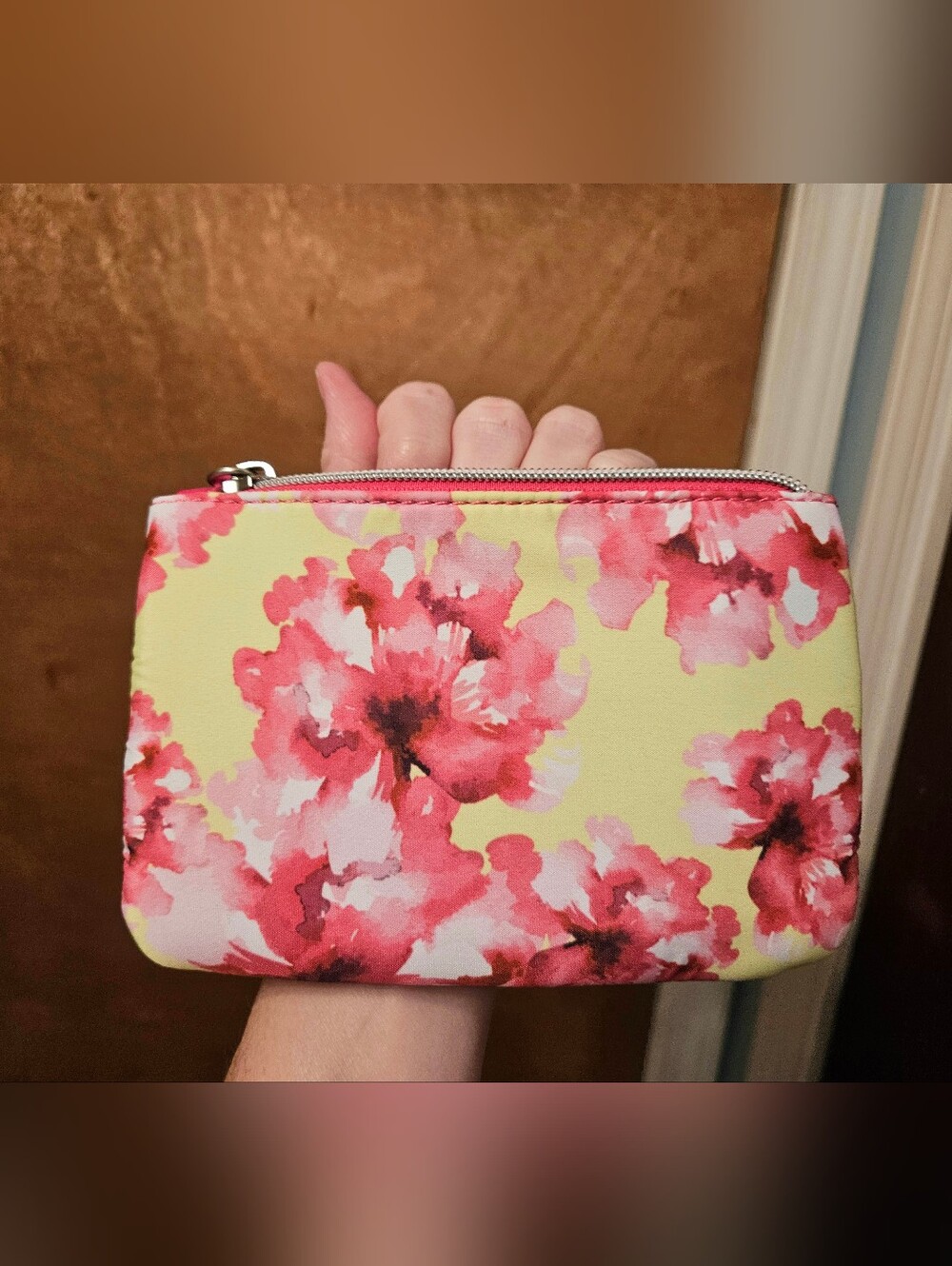 Betsey Johnson NWOT Zipper Pouch - Picture 3 of 15